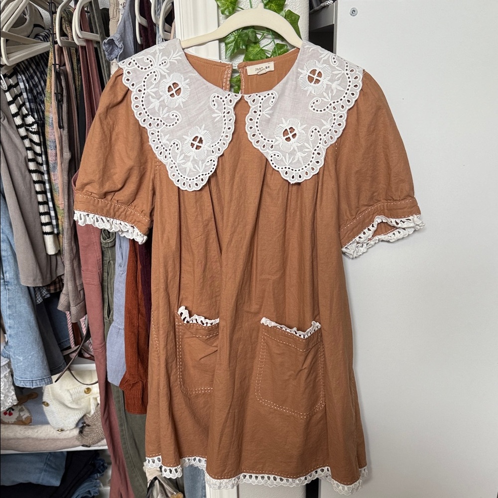 Cottagecore mini dress with Peter Pan collar